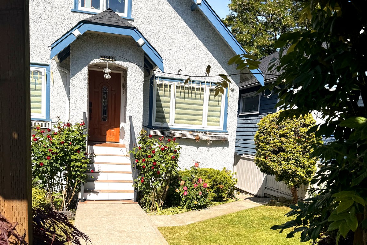 The Dunbar House exterior